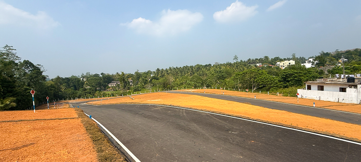 DENVER - KAHATHUDUWA